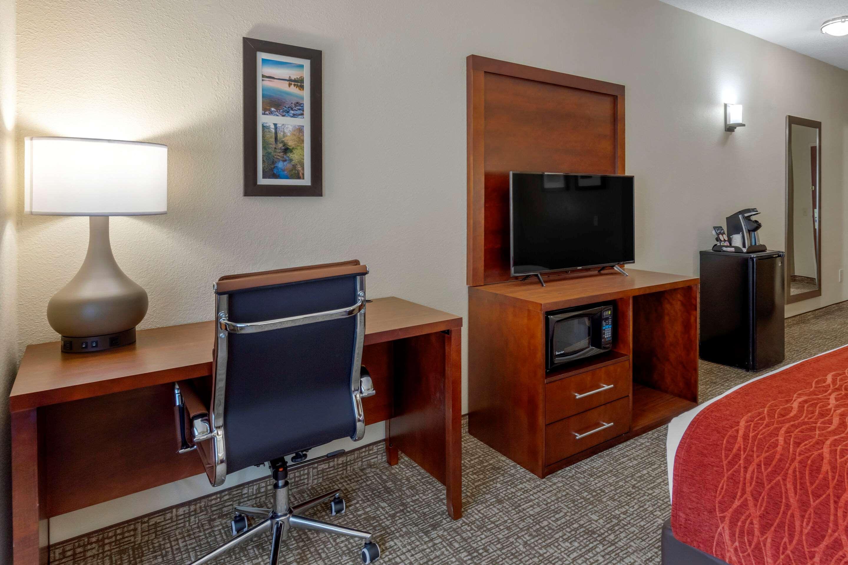 Comfort & Inn Suites Canton Luaran gambar